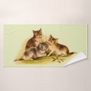 Victorian kittens bath towel set