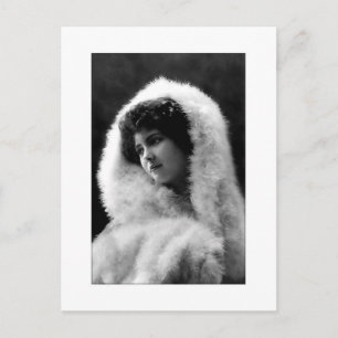 victorian lady cameo style pose postcard