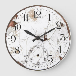 Vieille horloge murale de montre de poche