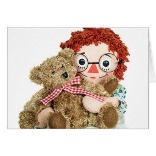 vieille poupée de chiffon et ours en peluche