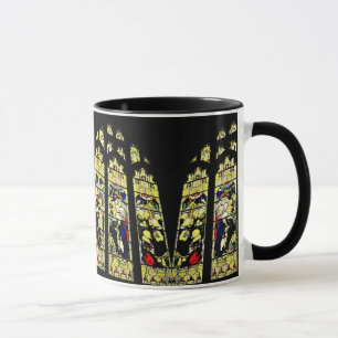 Vieille tasse de fenêtre d'église en verre souil