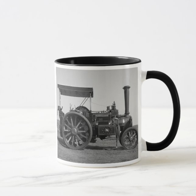Vieille tasse de tracteur (Droite)