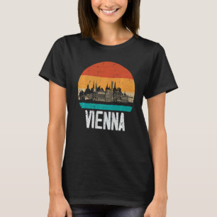 Vienna Austria Retro Vintage Sunset Skyline Vienna T-Shirt