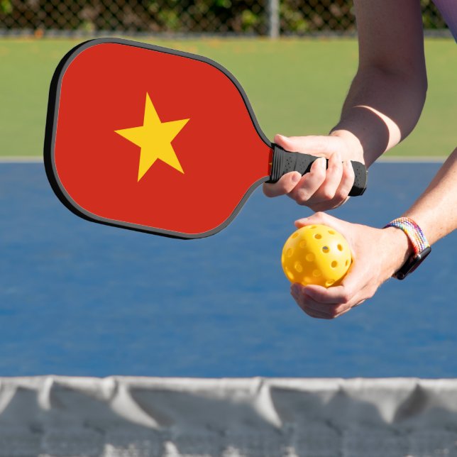 Vietnam flag pickleball paddle (Insitu)