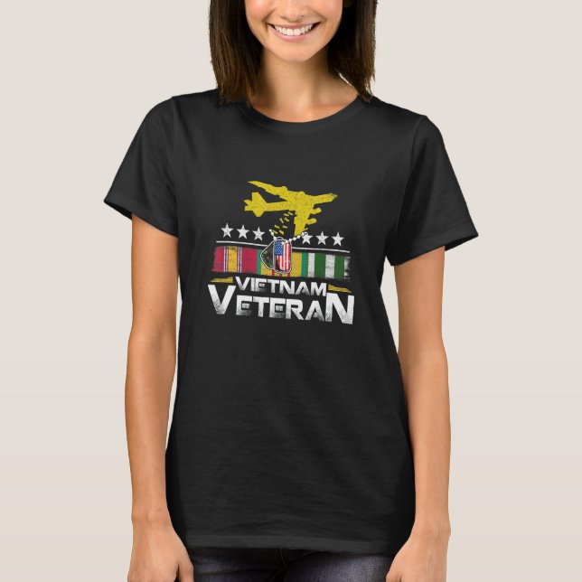 Vietnam Veteran B 52 Stratofortress Bomber Plane U T-Shirt (Front)