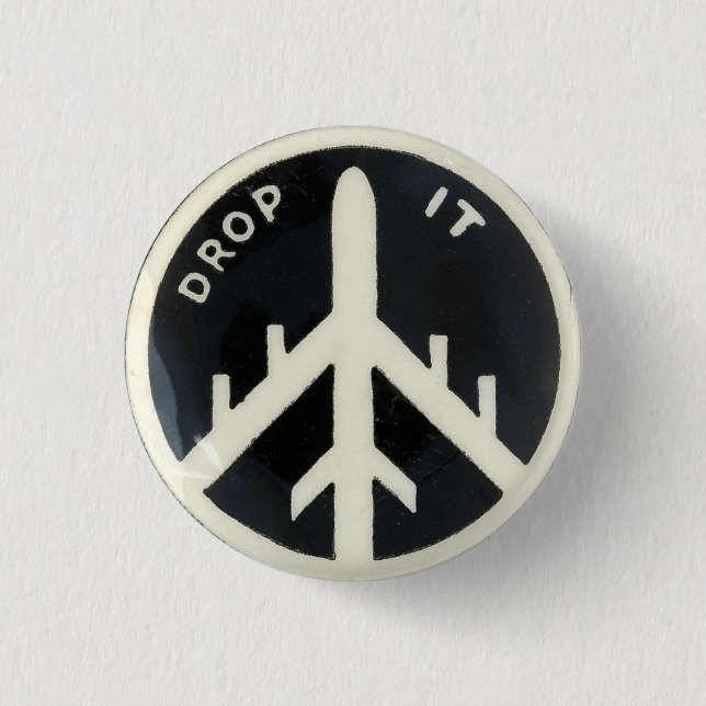vietnam war badge peace dropb it 1 inch round button (Front)