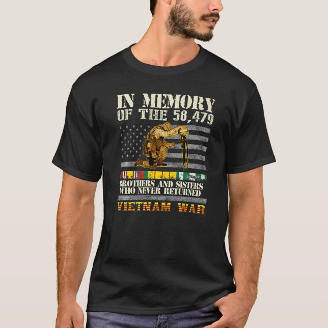 Vietnam War Veterans US Memorial Day In The Memory T-Shirt (Front)