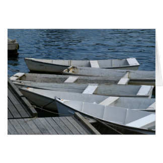 Vieux bateaux sur le quai