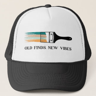 Vieux Finds, Nouveau Casquette Vibes