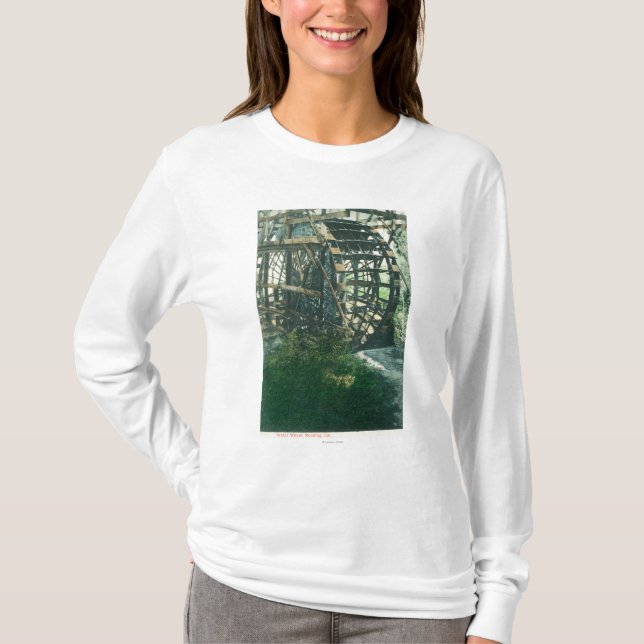 View of a Water WheelRedding, CA T-Shirt (Front)