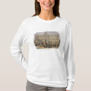 View of Buckingham Palace with a Crowd Outside T-Shirt