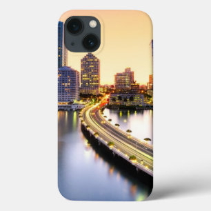 View of Mandarin Oriental Miami with reflection iPhone 13 Case