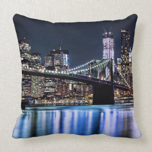 View of New York's Brooklyn bridge reflection Throw Pillow