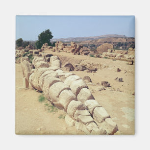 View of one of the giant Telemon statues Magnet