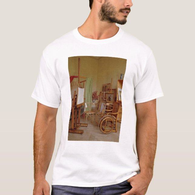 View of Renoir's studio, used from 1907 T-Shirt (Front)