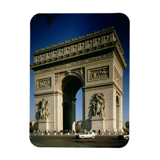 View of the East facade, completed 1806-86 (photo) Magnet (Vertical)