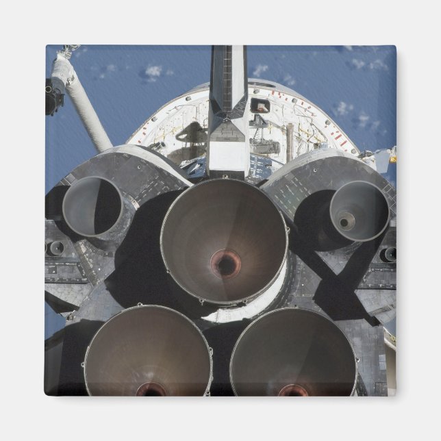 View of the three main engines magnet (Front)