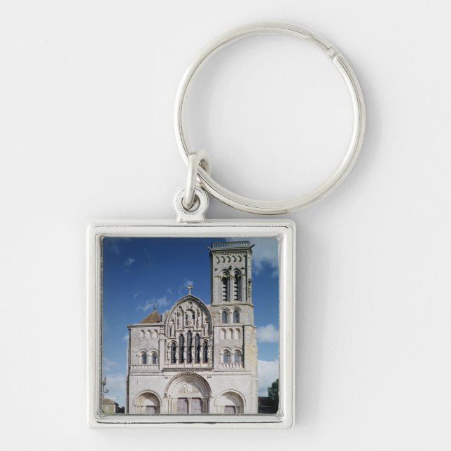 View of the west facade keychain (Front)