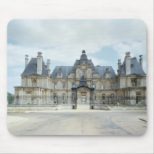 View of the West facade of Chateau de Maisons Mouse Pad