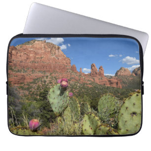 View of Twin Buttes Sedona, Arizona Laptop Sleeve
