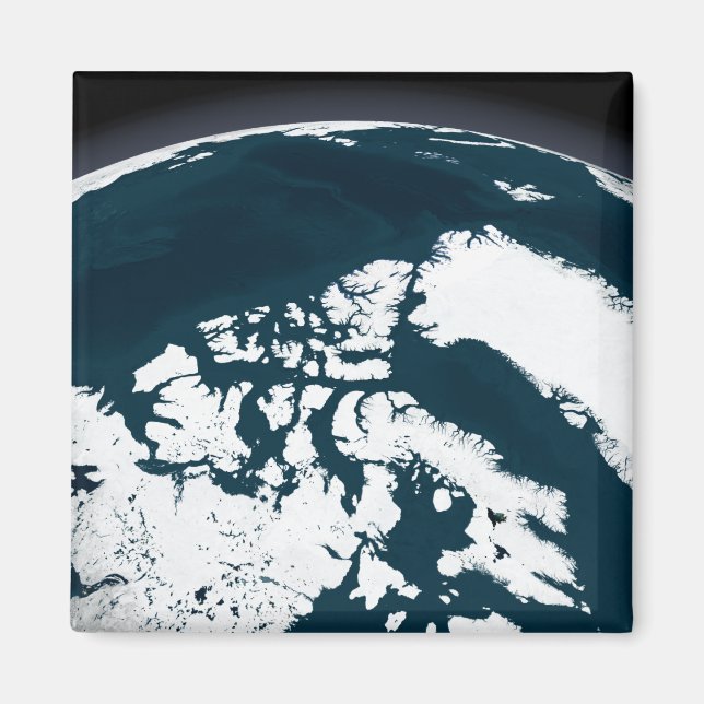 View over Greenland and the Arctic Ocean Magnet (Front)