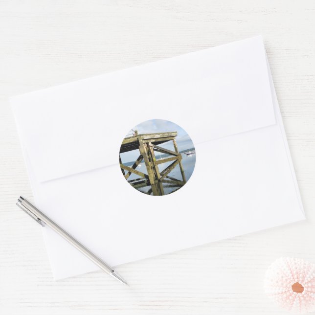 VIEWS OF WALES CLASSIC ROUND STICKER (Envelope)