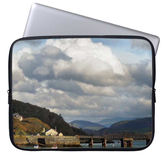 VIEWS OF WALES LAPTOP SLEEVE (Front)