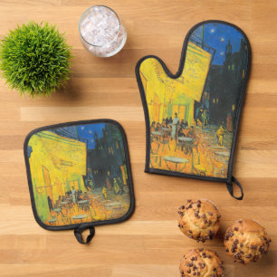 Vincent Van Gogh Cafe Terrace Masterpiece Oven Mitt & Pot Holder Set