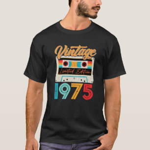 Vintage 1975 Awesome 47 Years Old Retro 47Th Birth T-Shirt