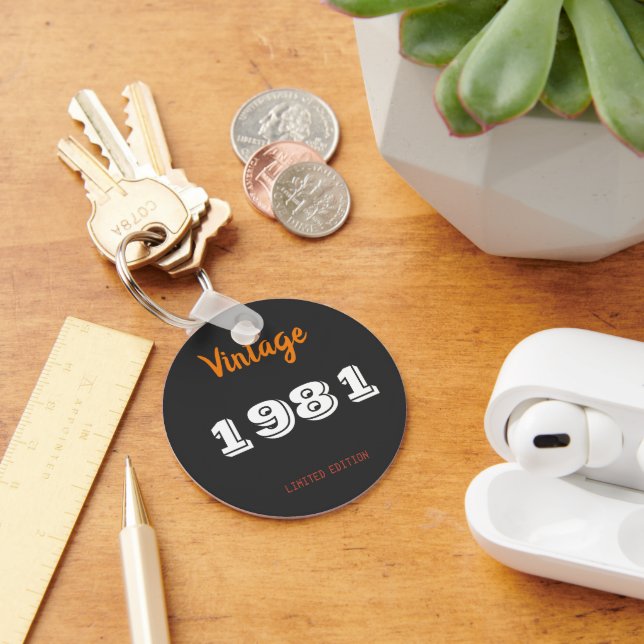 Vintage 1981 Keychain – 45th Birthday Gift Keyring (Desk)