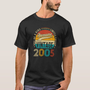 Vintage 2005 Bday 17 Years Old Funny 17th Birthday T-Shirt