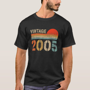 Vintage 2005 Made In 2005 17th Birthday 17 Year O T-Shirt