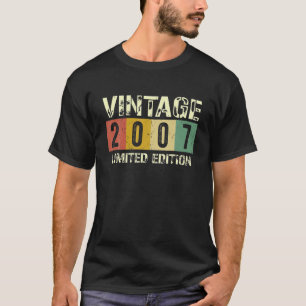 Vintage 2007 15Th Birthday Gift Men Women 15 Years T-Shirt