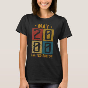 Vintage 22nd Birthday May 2000 Born In 2000 22 Yrs T-Shirt