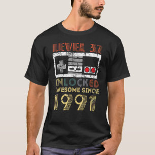 Vintage 32nd Birthday Women Men Gift Level 32 Unlo T-Shirt