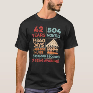 Vintage 42nd Birthday 42 Years Old Being Awesome A T-Shirt