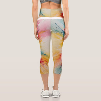 Vintage Abstract Pattern Capri Leggings