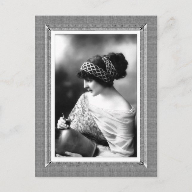 Vintage Beauty - Artisan - in black & white Postcard (Front)