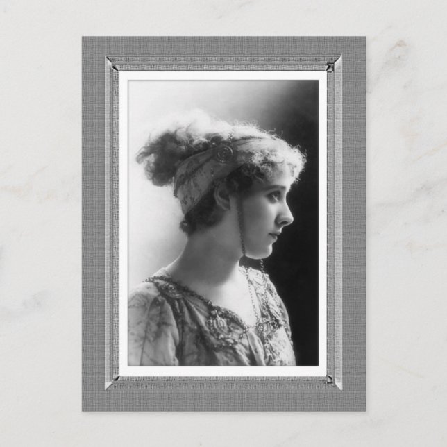 Vintage Beauty - Wondering - in black & white Postcard (Front)