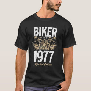 Vintage Biker Men Women Motorcycle Born In 1977 T-Shirt