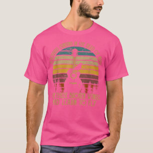 Vintage Blackbird Singing In The Dead Of Night Gui T-Shirt
