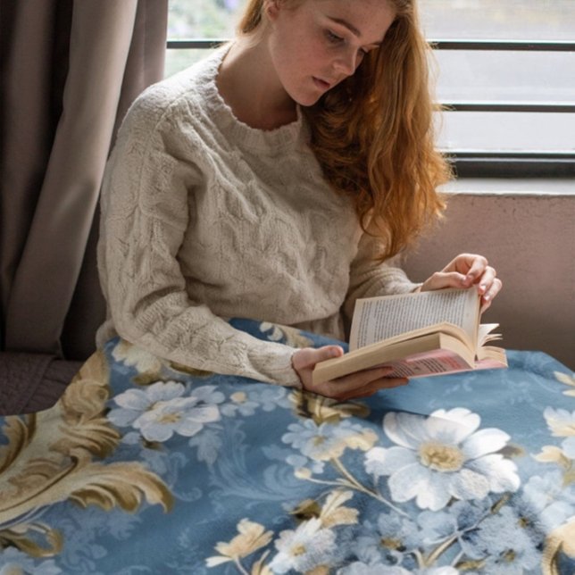 Vintage Blue Fleece Blanket (Creator Uploaded)