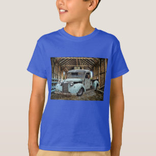 Vintage Blue Truck Rustic Barn T-Shirt