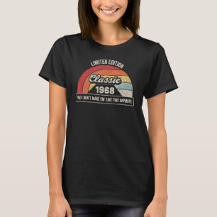 Vintage Born In 1968 54th Birthday 54 Years Old T-Shirt