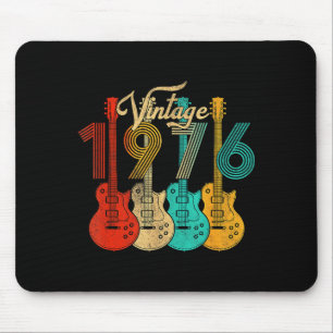 Vintage Born In 1976 50th Birthday 50 Years Old Gu Mouse Pad