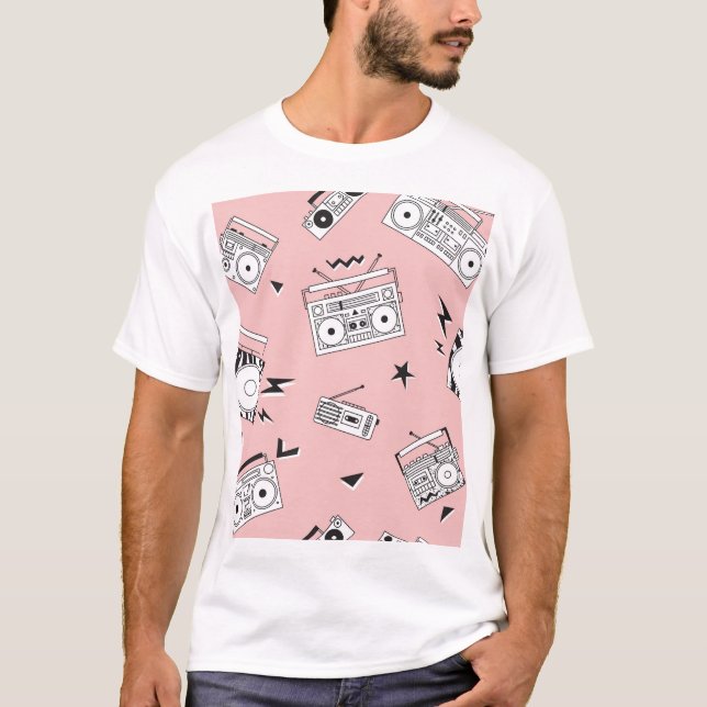 Vintage cassette players: retro pattern. T-Shirt (Front)