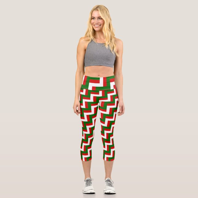 vintage christmas pattern zigzag mod  capri leggings (Front)