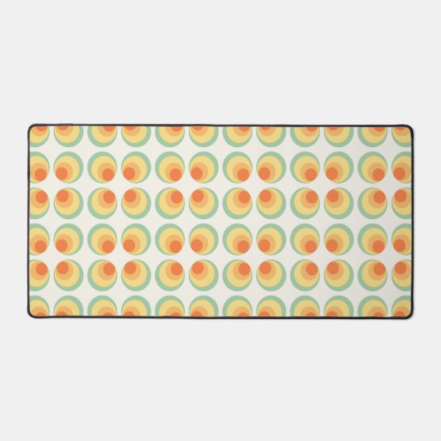 Vintage circles pattern desk mat (Front)