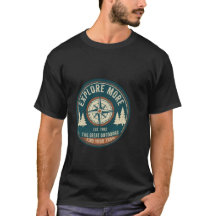 Vintage Compass Adventure Emblem | Outdoor Explore