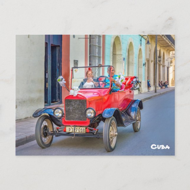 Vintage convertible car in Camaguey, Cuba Postcard (Front)